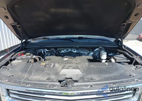 2016 Chevrolet Suburban Ltz z USA, uszkodzony, nr VIN 1GNSCJKC3GR438408